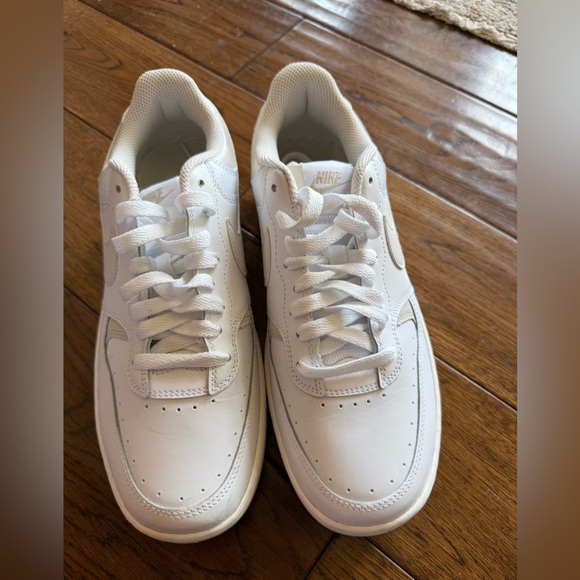 NEW Nike Gamma Force Women's Shoes - Picture 10 of 14